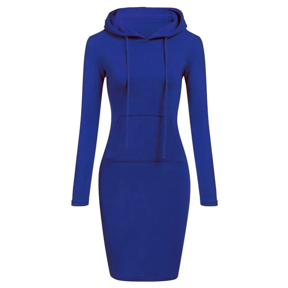 Damenkleid mit Kapuze