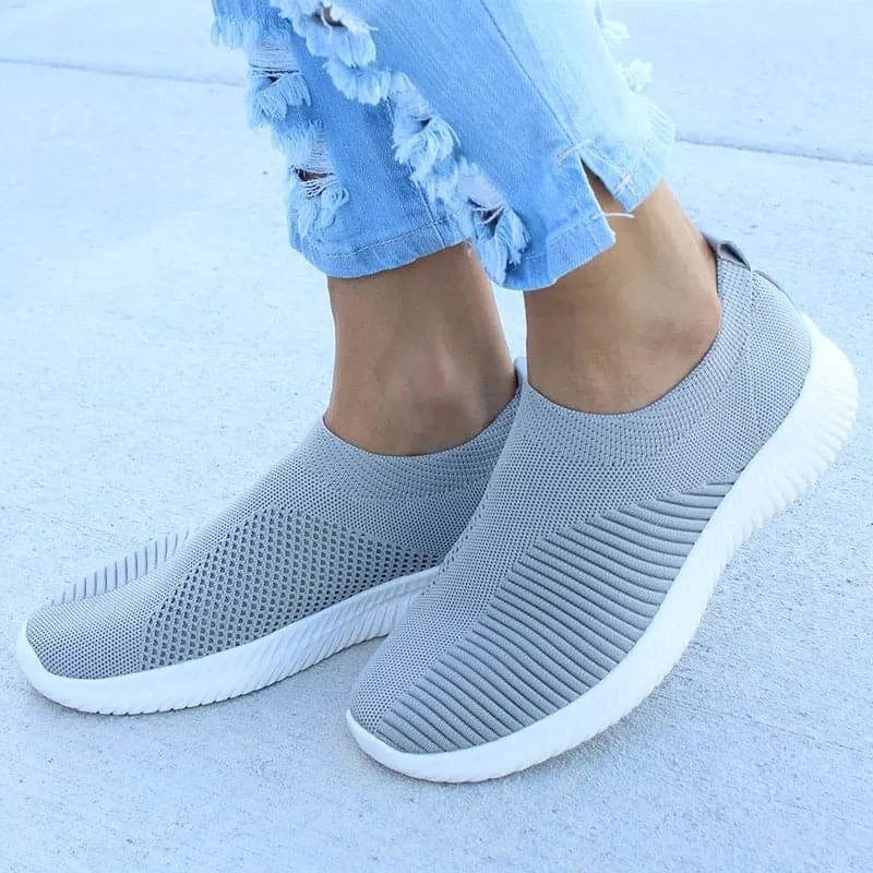 Feminine Sneakers mit stützender Sohle