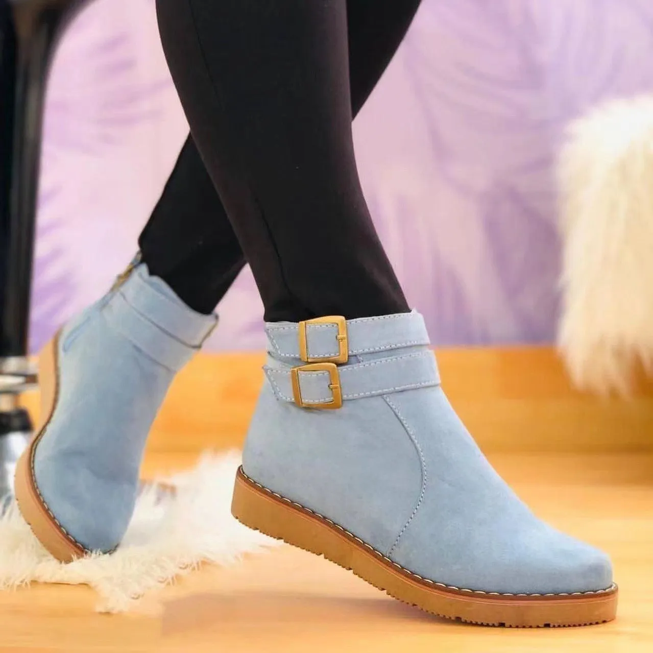 Heidi-Mode | Flache vegane Leder-Stiefeletten mit Wildleder-Optik für Frauen umweltfreundliche Materialien für den Alltag