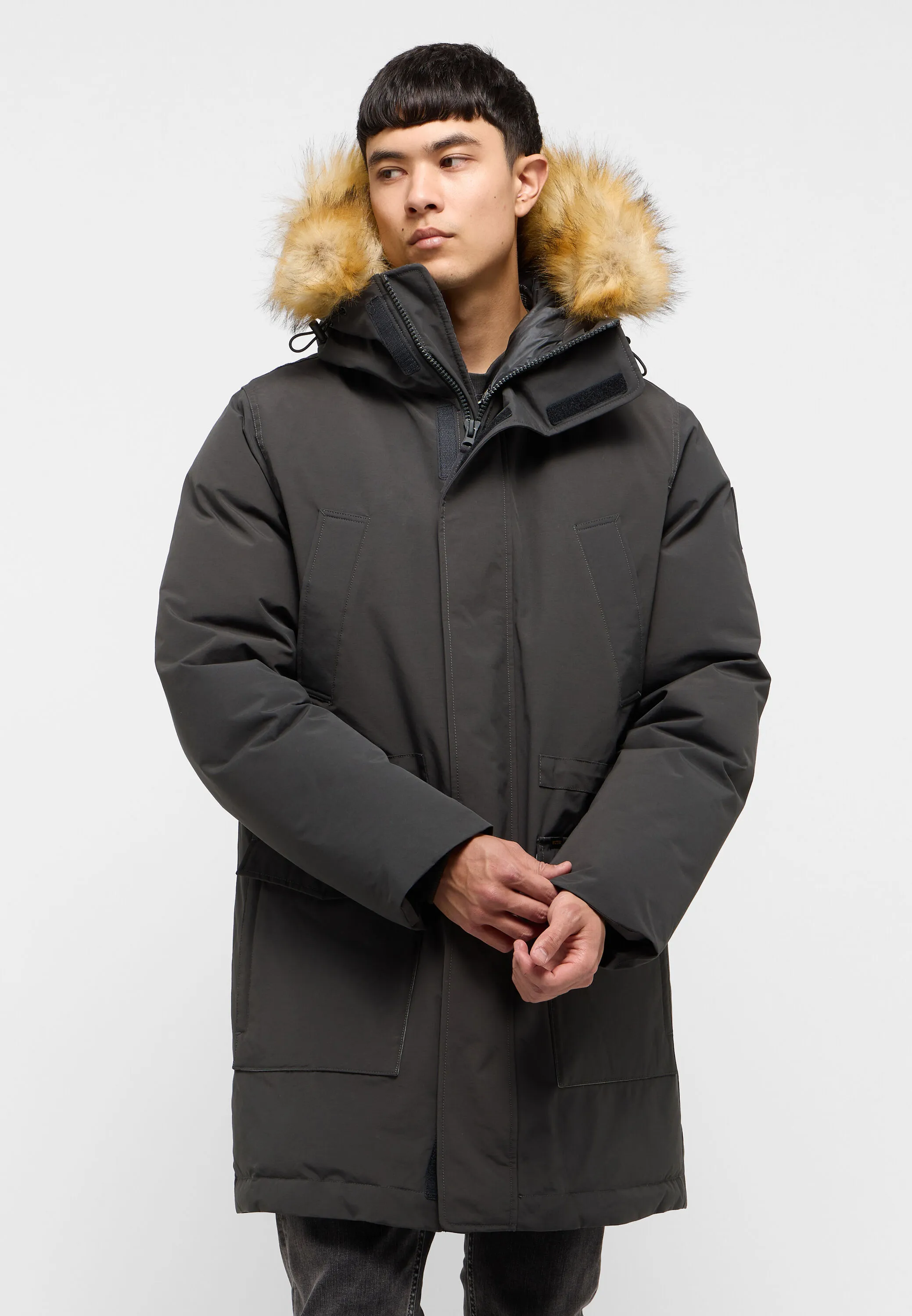 Outdoorjacke mit Kunstfell