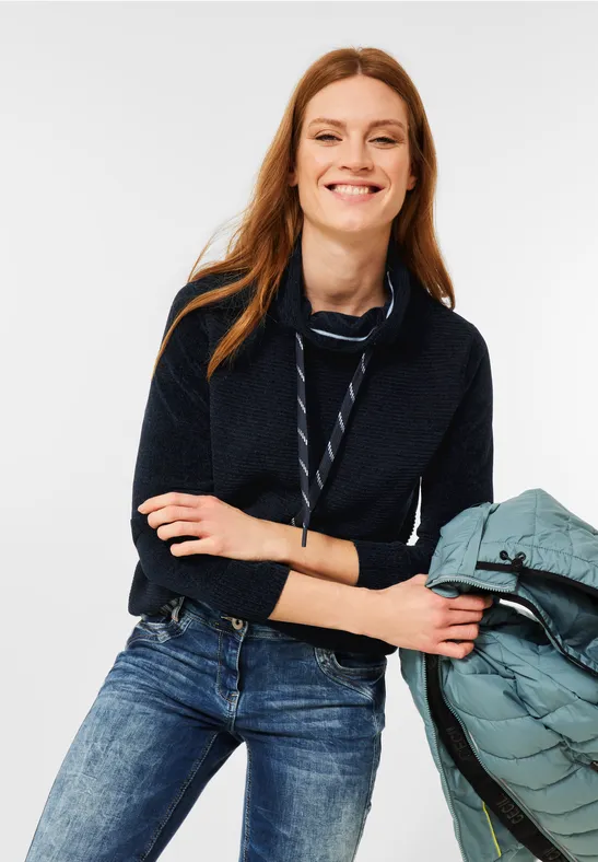 Pullover mit Struktur