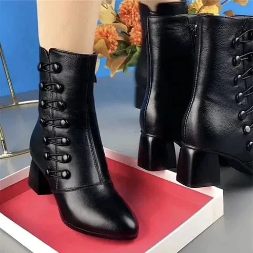 Stiefeletten mit niedrigem Absatz für Damen