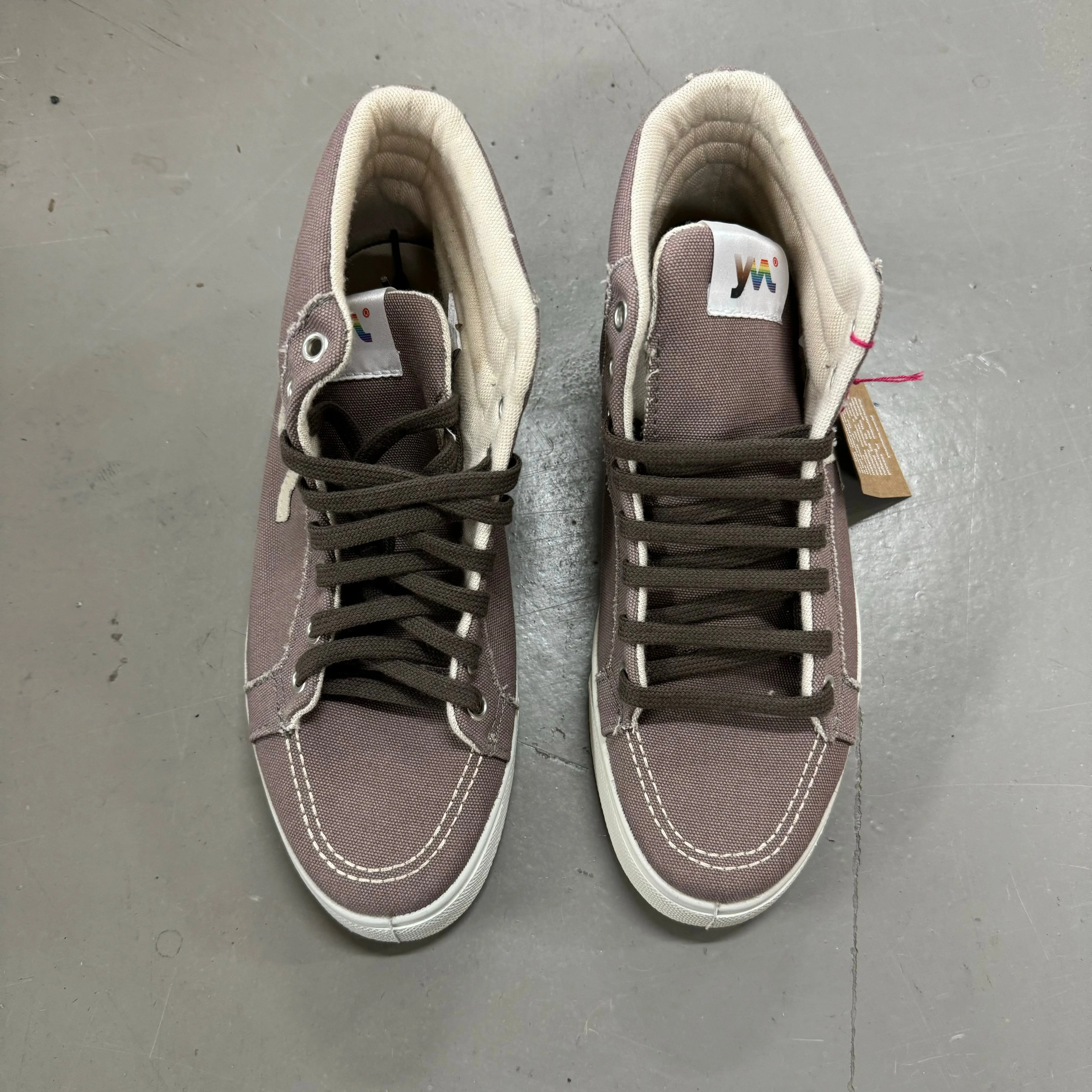 Youmans Unisex Canvas Sneaker "Manatee"