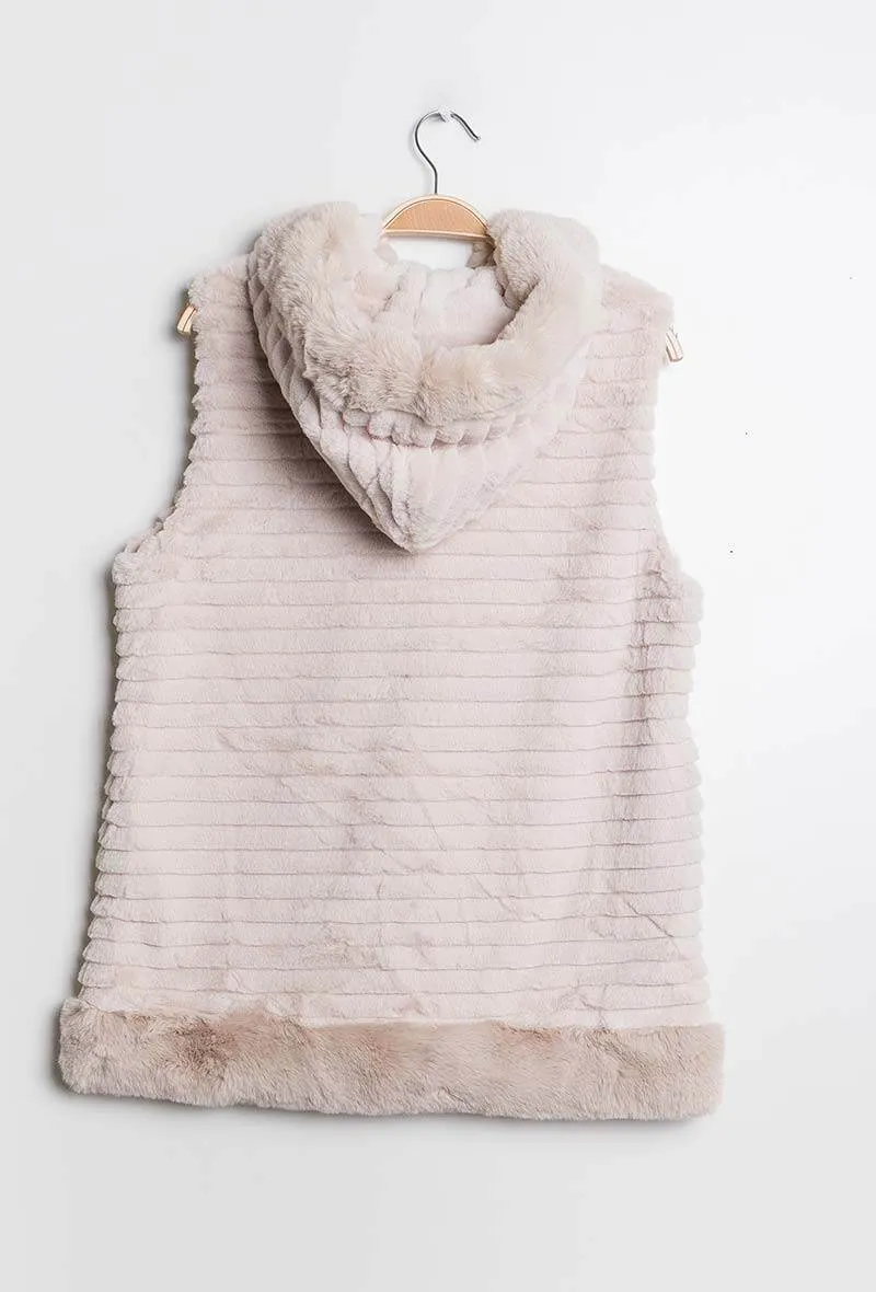 Ärmellose Pelzjacke mit Kapuze
